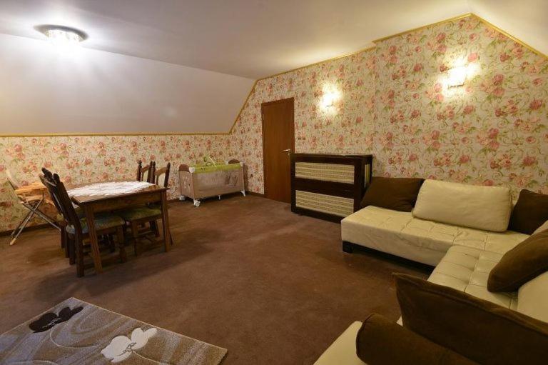 Vesta Hotel Montana Eksteriør bilde