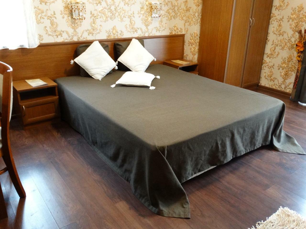 Vesta Hotel Montana Eksteriør bilde