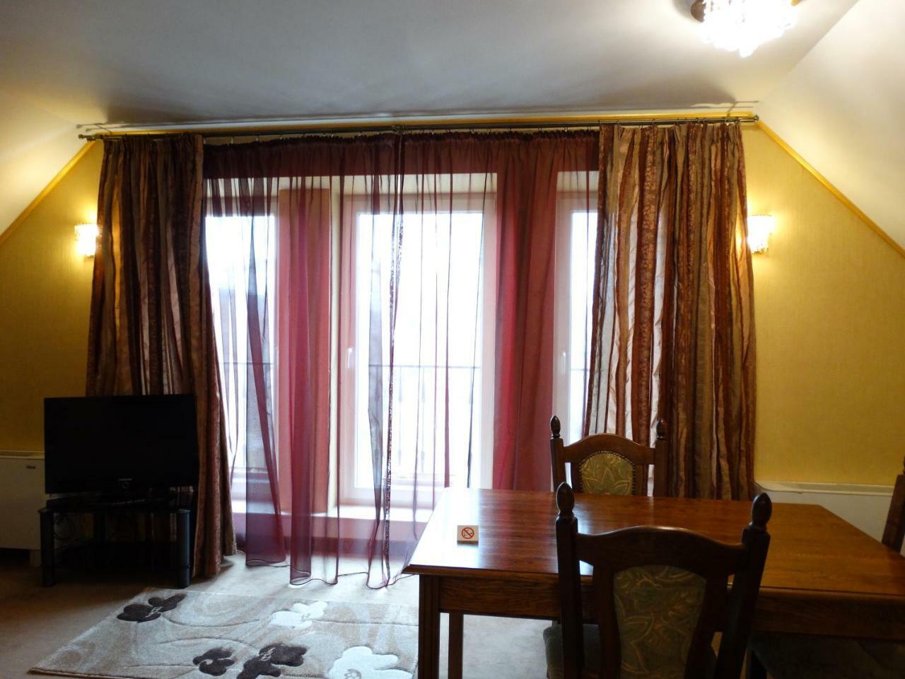 Vesta Hotel Montana Eksteriør bilde
